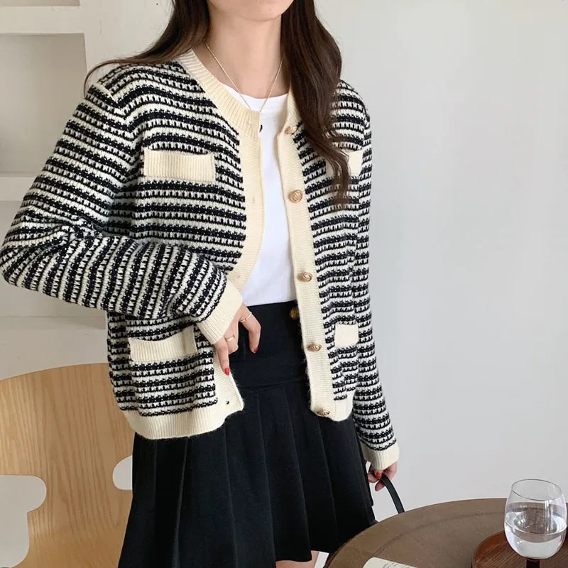 Toleet New 2023 Korean Fashion Striped Sweaters Chic Women Vintage Autumn Winter Knitted Cardigans Elegant Tops