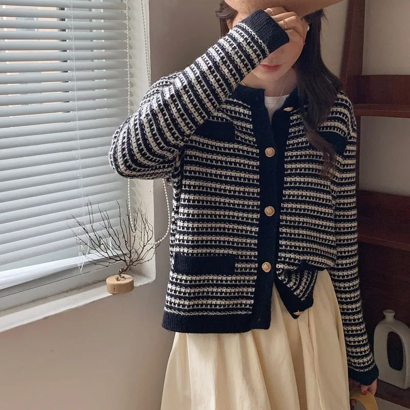 Toleet New 2023 Korean Fashion Striped Sweaters Chic Women Vintage Autumn Winter Knitted Cardigans Elegant Tops