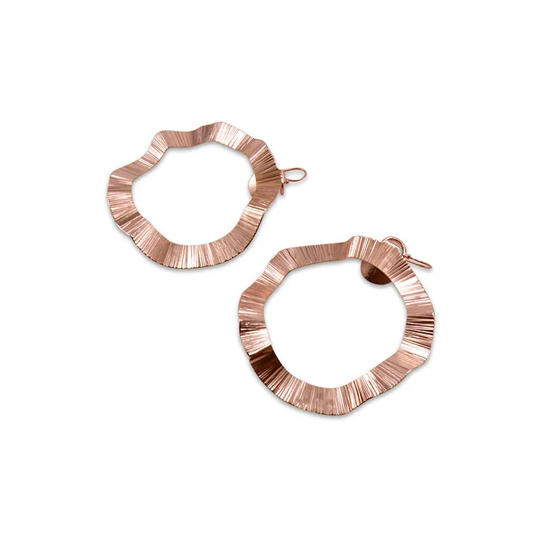 Wavy Round Rose Gold Earrings